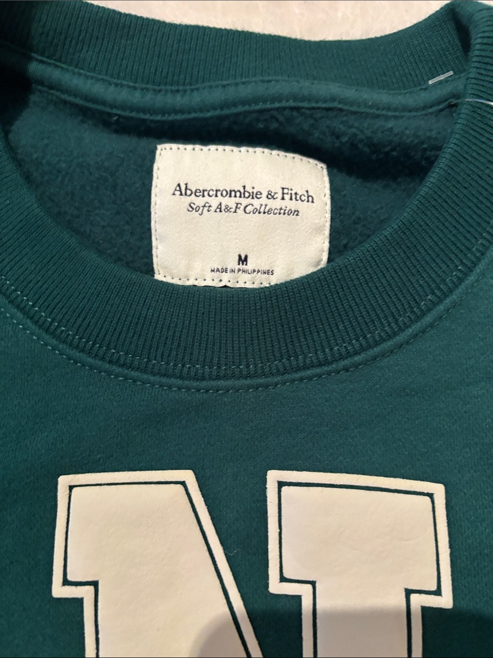 Banff National Park Canada Crewneck Sweatshirt NWTs - Picture 2 of 8